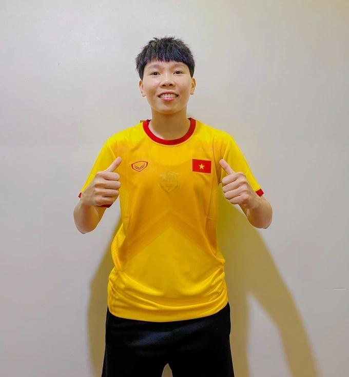 Vẻ đáng yêu của các cô gái vàng làm nên lịch sử cho bóng đá Việt Nam-8