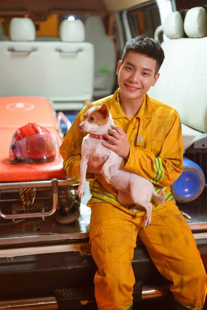 Quân A.P hé lộ mẹ ruột cùng cơ ngơi đắt giá, là con trai bà chủ villa-1