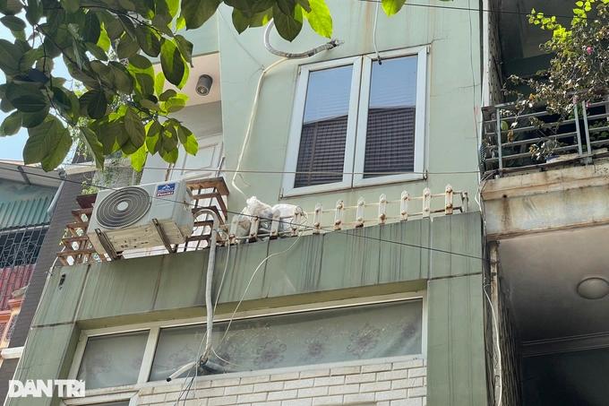 Lời kể người đàn ông cứu cả gia đình thoát khỏi đám cháy ở Hà Nội-4