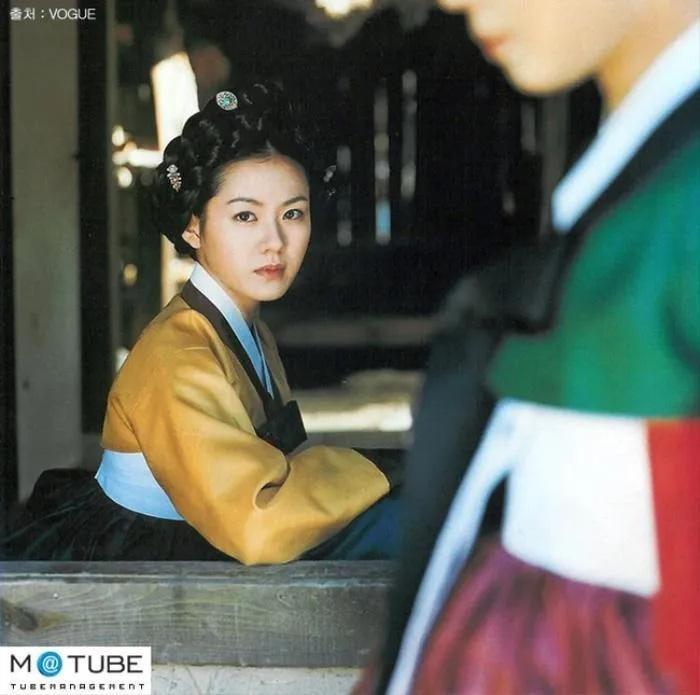 Bất ngờ với Son Ye Jin trong bộ ảnh cách đây 21 năm-8