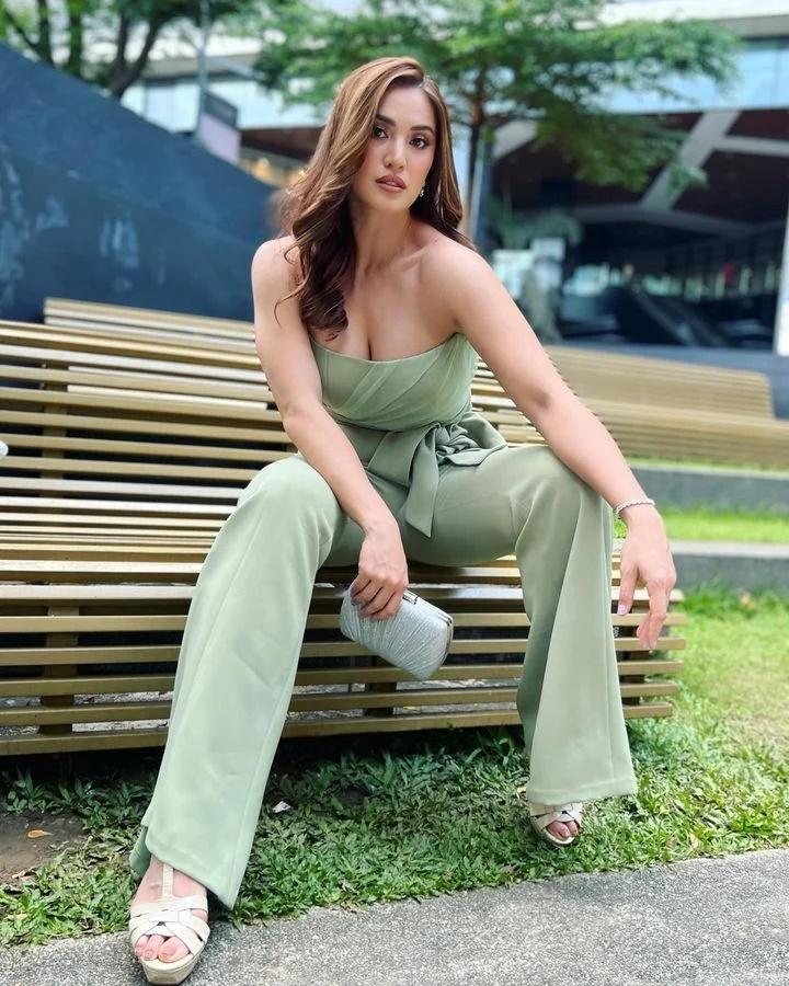 Hoa hậu duy nhất tham gia thi đấu tại SEA Games 32 là ai?-10