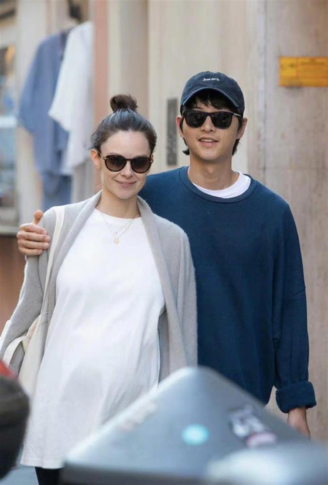 Hành động dứt khoát của Song Joong Ki để bảo vệ cuộc hôn nhân thứ hai-1