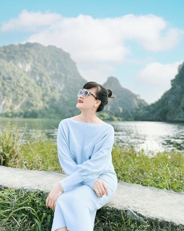 Bị coi là xấu nhất Việt Nam, Vân Dung ngoài đời U50 trẻ xinh, da trắng muốt-6