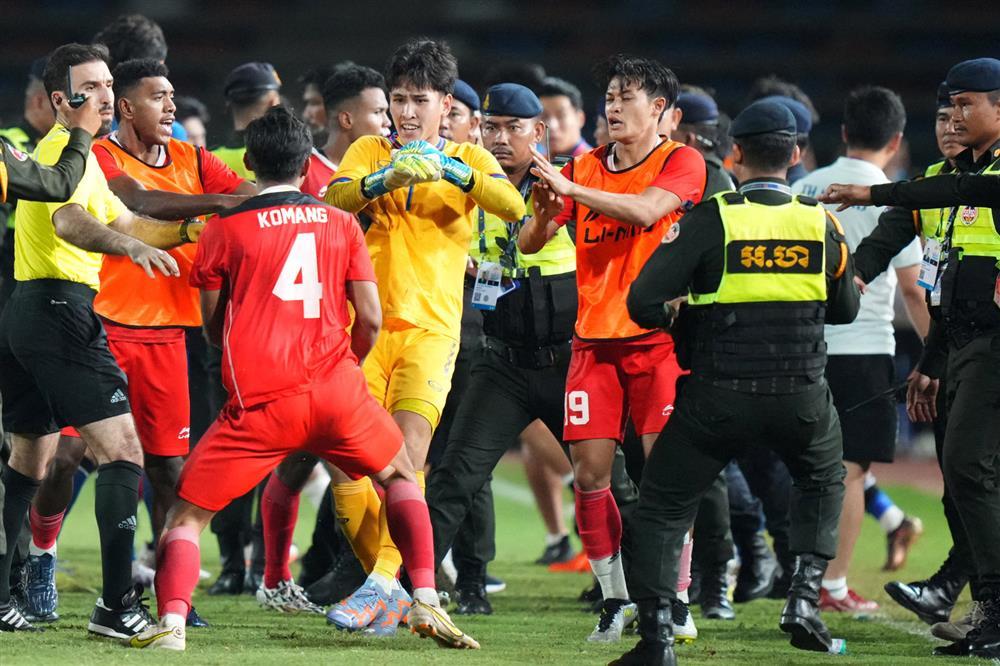 Ký sự SEA Games: Ê chề bóng đá Thái Lan-2