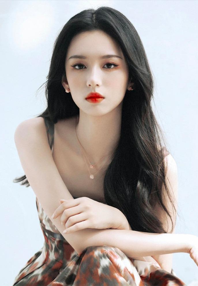 Hầu Minh Hạo - Châu Dã ngượng ngùng vì lần đầu đóng cảnh nóng-6