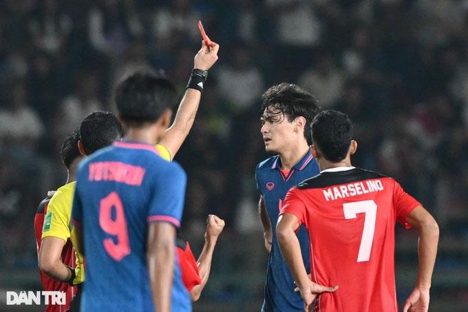 Sau vụ ẩu đả với Indonesia, Khemdee chia tay đội tuyển Thái Lan-1