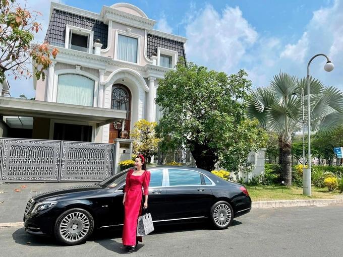 Nơi ở xa hoa của sao Việt: Có thang máy, bể bơi, camera giám sát 24/24-6