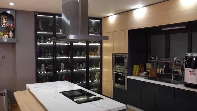 Nơi ở xa hoa của sao Việt: Có thang máy, bể bơi, camera giám sát 24/24-15