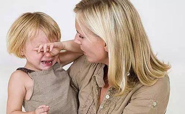 Trắc nghiệm tâm lý: Bạn nghĩ bé con nào đang giả vờ khóc?-4