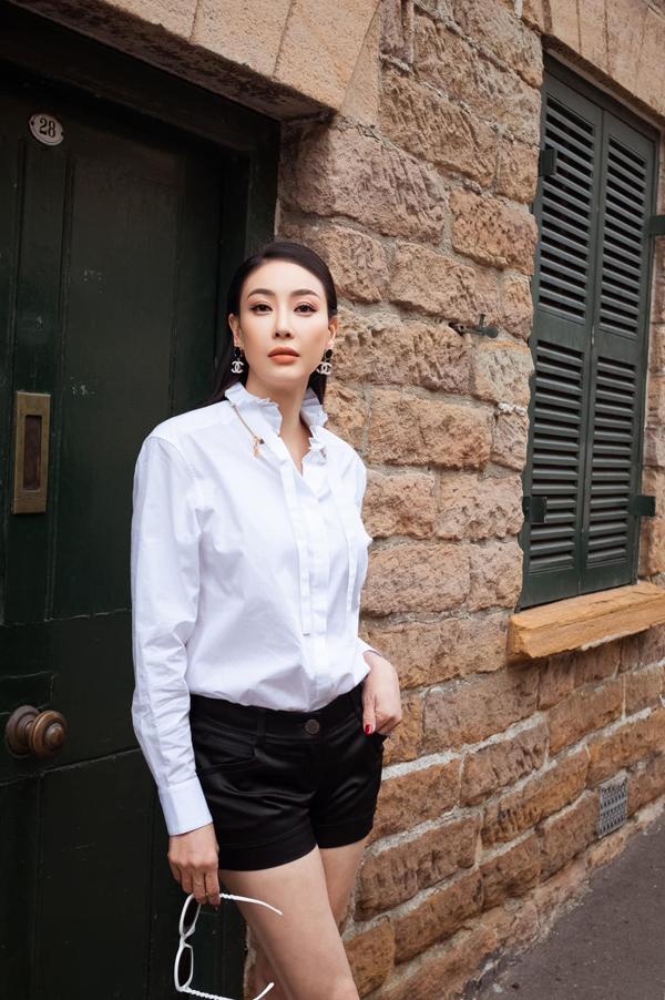 46 tuổi, Hoa hậu Hà Kiều Anh vẫn gây sốt bởi sắc vóc trẻ đẹp-2