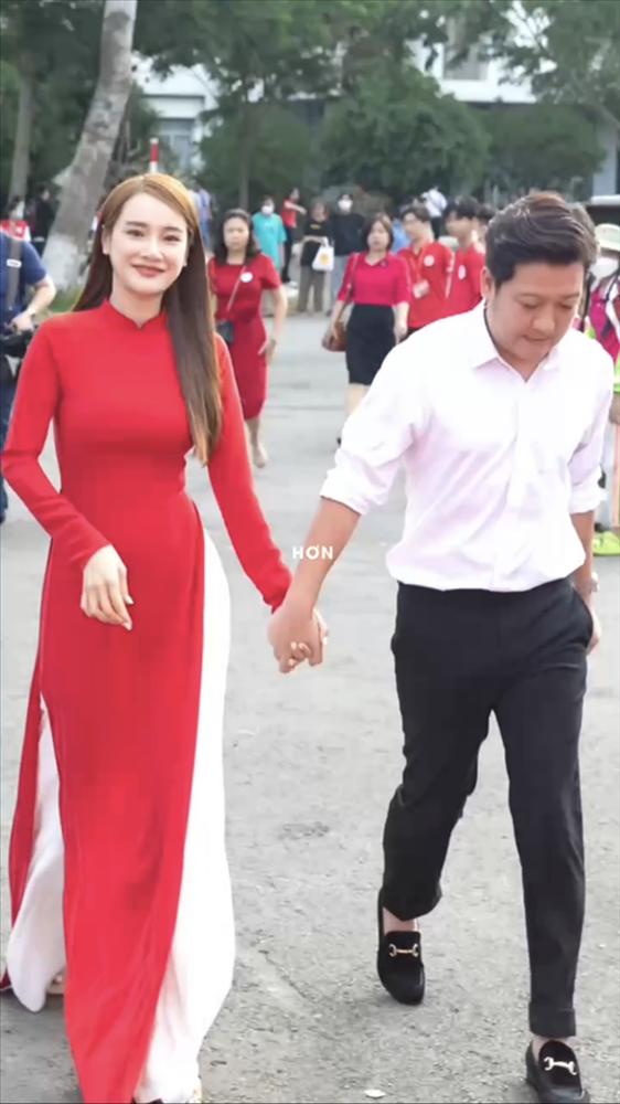 Diện mạo Nhã Phương và quan hệ của Trường Giang với học trò-4