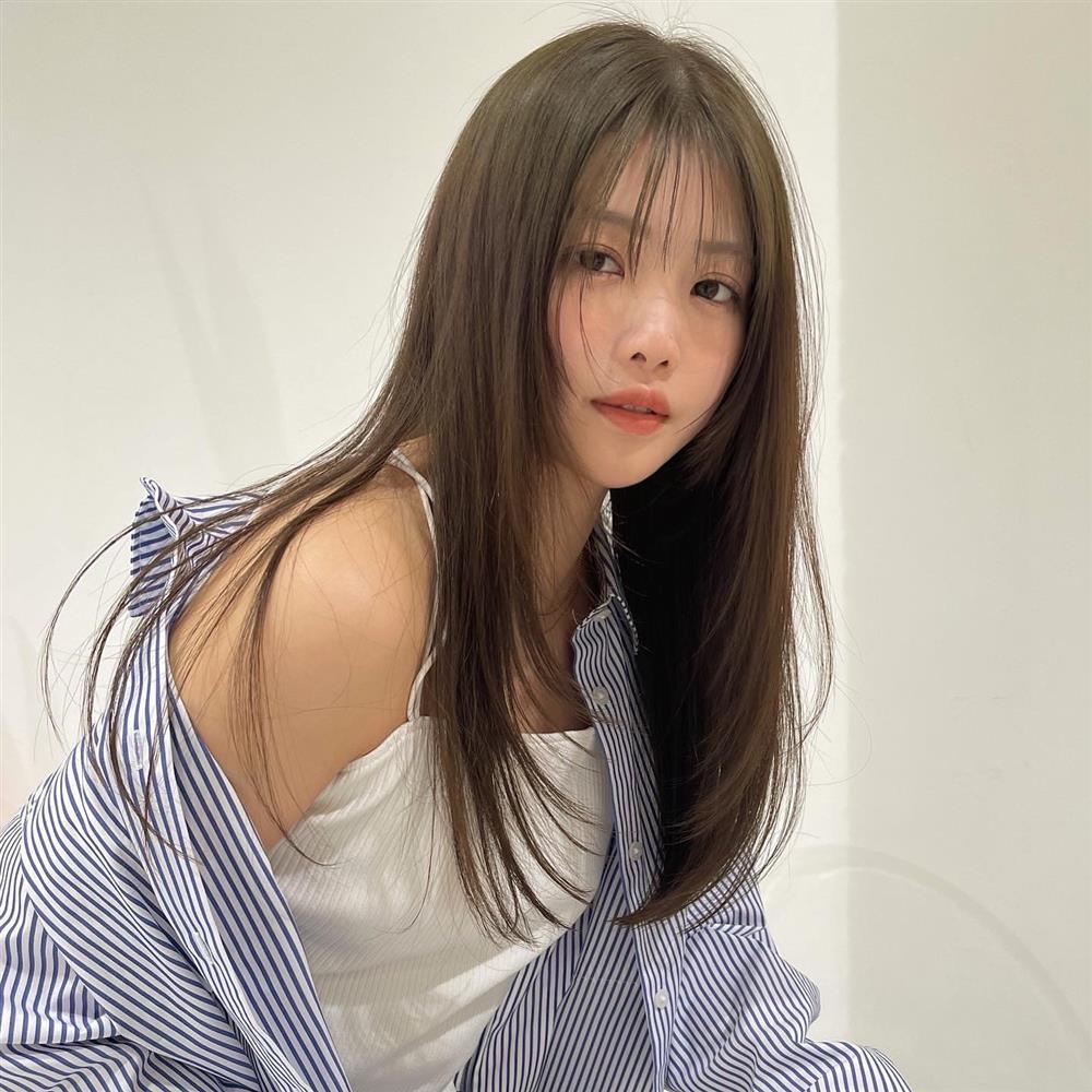 5 kiểu tóc để gương mặt cân đối, nhan sắc thăng hoa cho nàng trán cao-2