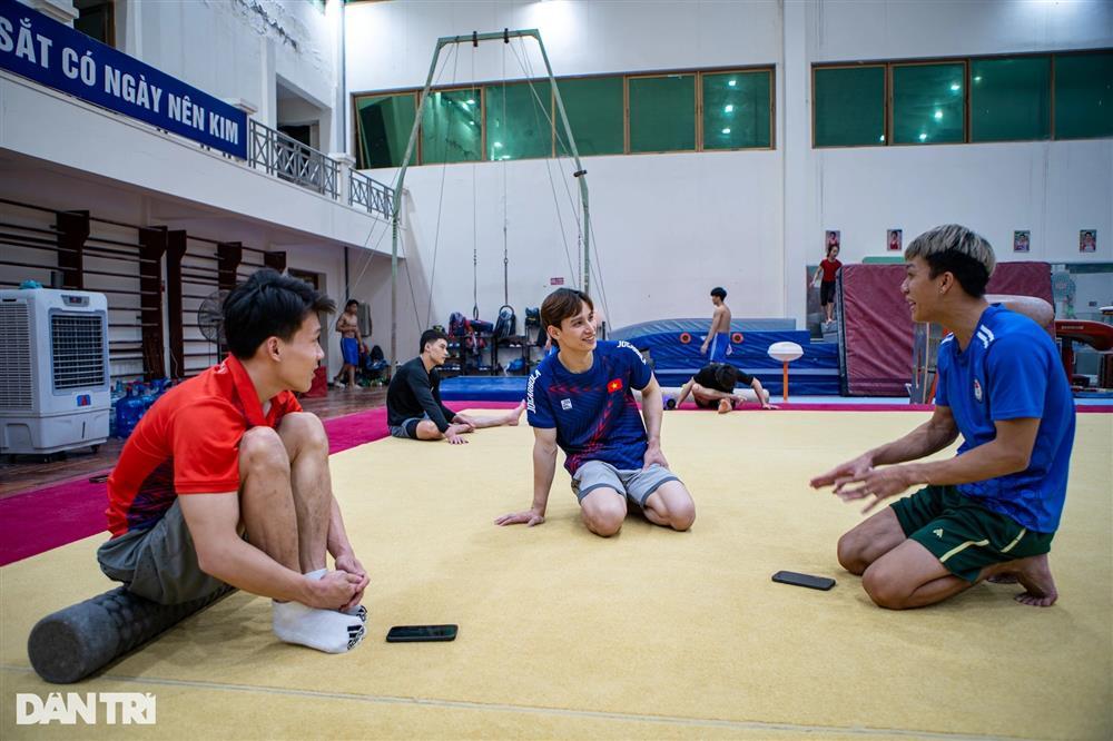 Nam thần Đinh Phương Thành: Tổ chức hôn lễ 2 tháng trước SEA Games-5