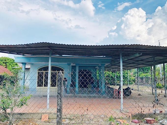 Cận cảnh căn nhà đơn sơ của Hoa hậu Ngọc Châu-5