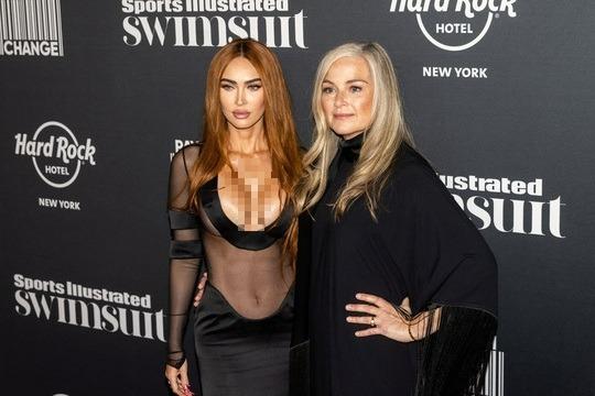 Megan Fox lại gây sốt với đầm xuyên thấu-5