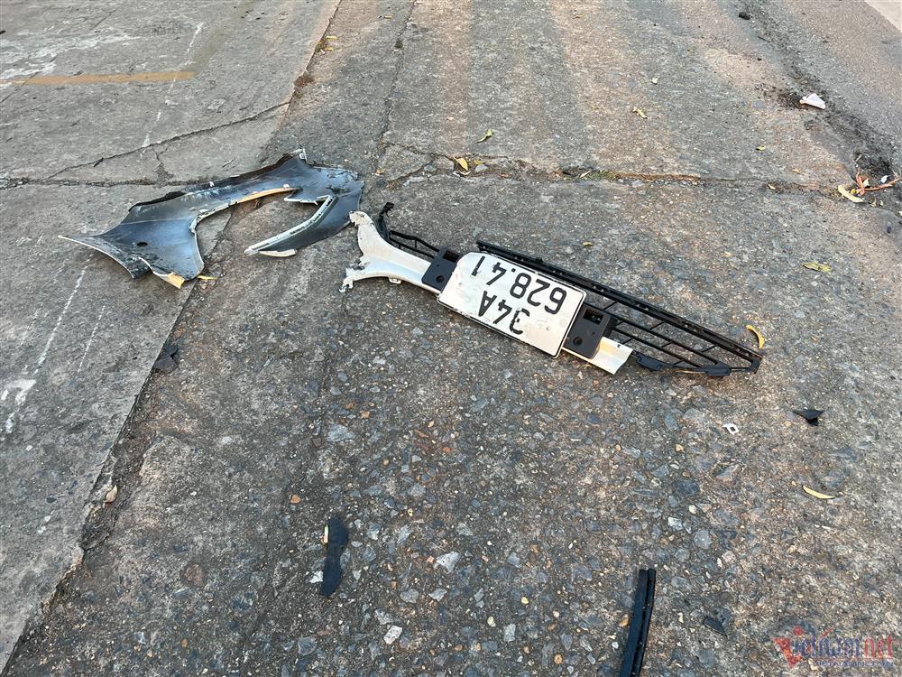 Tài xế diễn xiếc trên phố ở Hải Dương đâm 4 người nhập viện-3