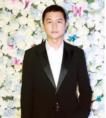 Quay cuồng khoản nợ 6,5 triệu USD, Lý Á Bằng thừa nhận có lỗi với vợ-1