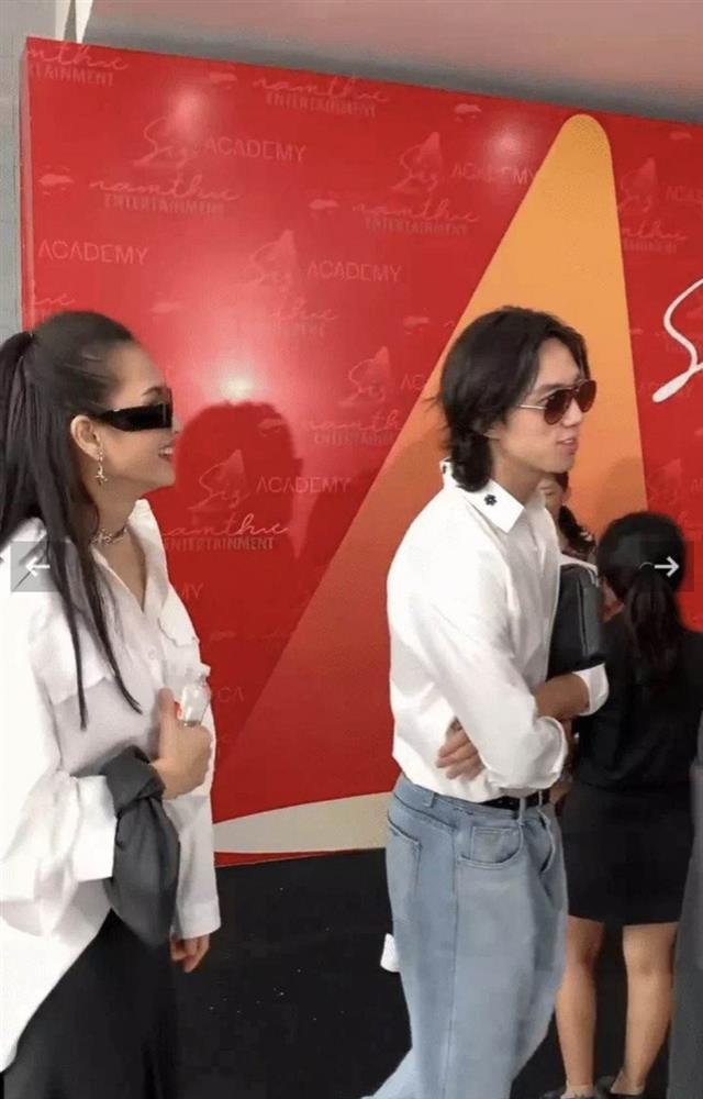 Anh Thư lên tiếng chuyện tình cảm khi thân thiết bên trai trẻ-2