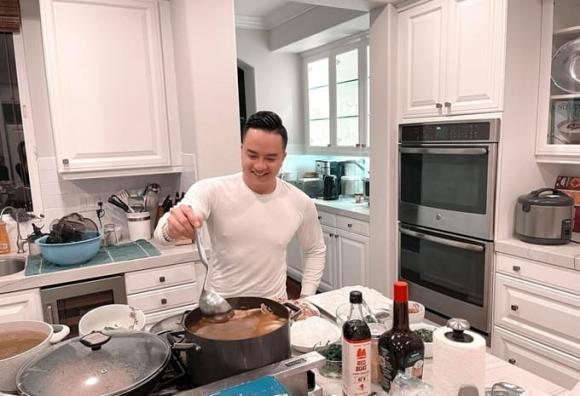 Hương Tràm xây nhà 20 tỷ đồng cho ba mẹ, đưa gia đình vi vu đất Mỹ-19