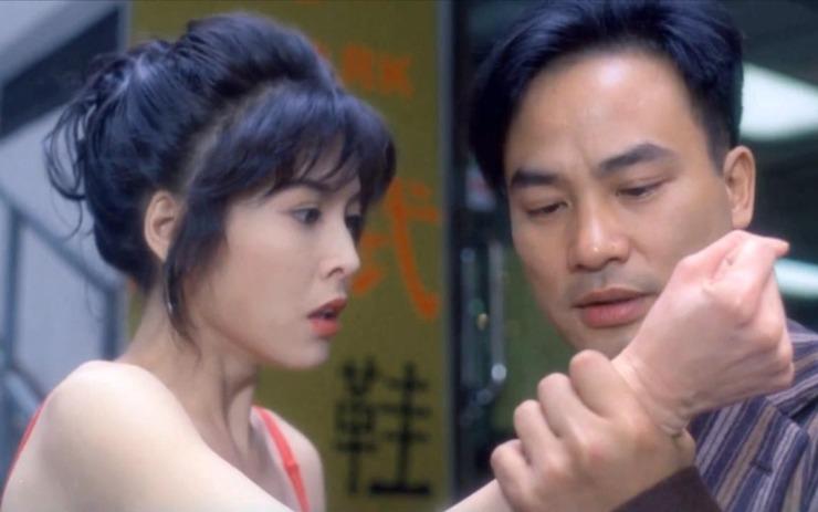 Nhan sắc ngỡ ngàng của sao phim người lớn trúng sét ái tình Hà Gia Kính-4