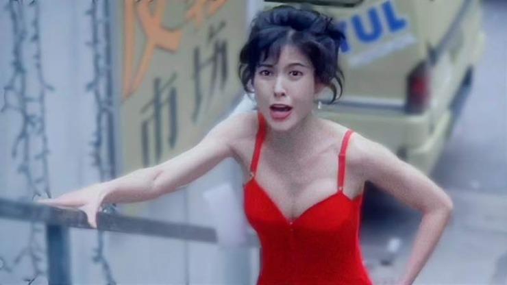 Nhan sắc ngỡ ngàng của sao phim người lớn trúng sét ái tình Hà Gia Kính-5