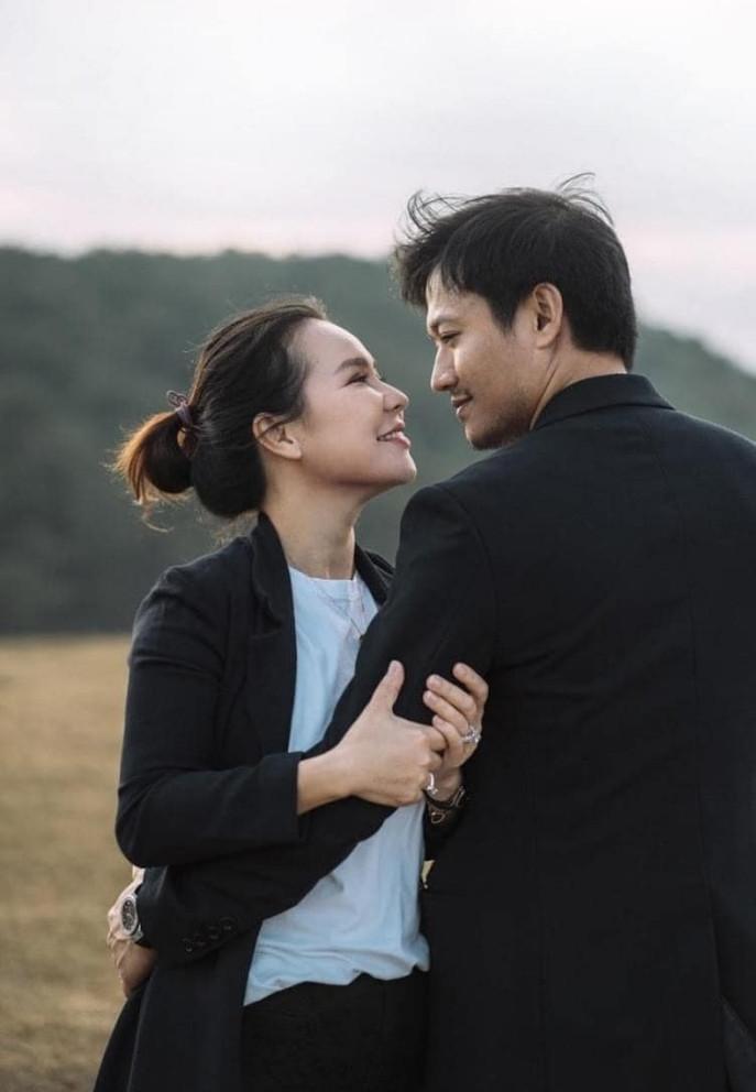 Vợ doanh nhân của Quý Bình: Ông xã chu đáo, hỗ trợ tôi mọi việc lớn nhỏ-2