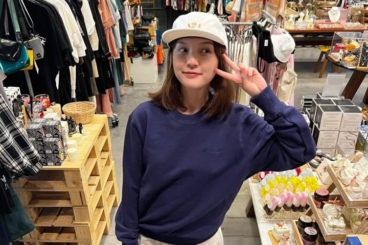 Hải Tú khoe ảnh thơ ấu, dung mạo thế nào mà lớn xinh xuất sắc?-3