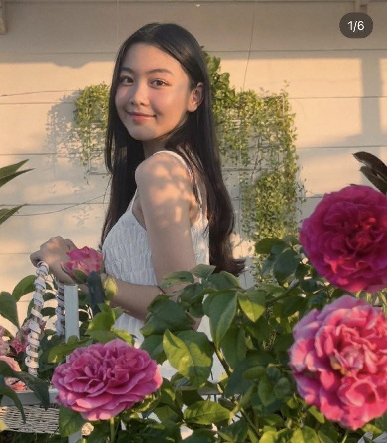 Con gái lớn nhà Quyền Linh trang điểm liên tục, mặt mộc tuổi dậy thì ra sao?-4