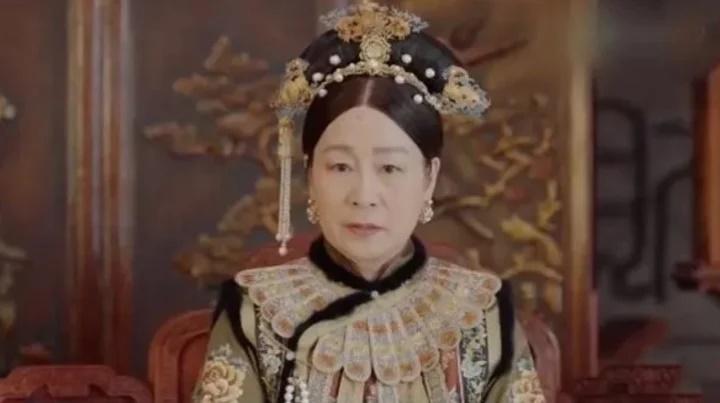 Lối sống xa hoa và bí ẩn giấu trong móng tay của Từ Hi Thái hậu-4