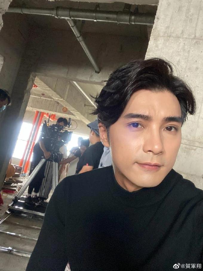 Hoàng tử trong mộng một thời Hạ Quân Tường bị tố ngoại tình-7