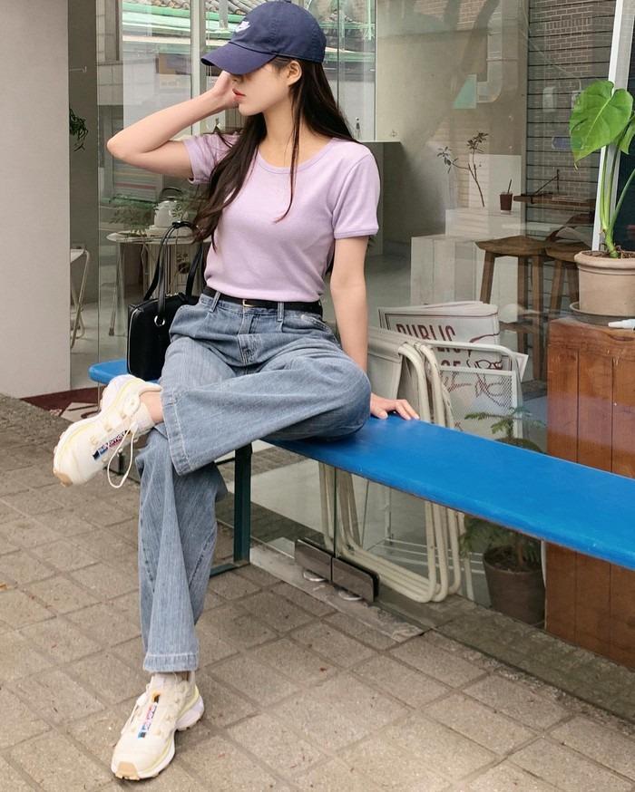 Diện áo thun và quần jeans sành điệu như Hoa hậu Phương Khánh-5