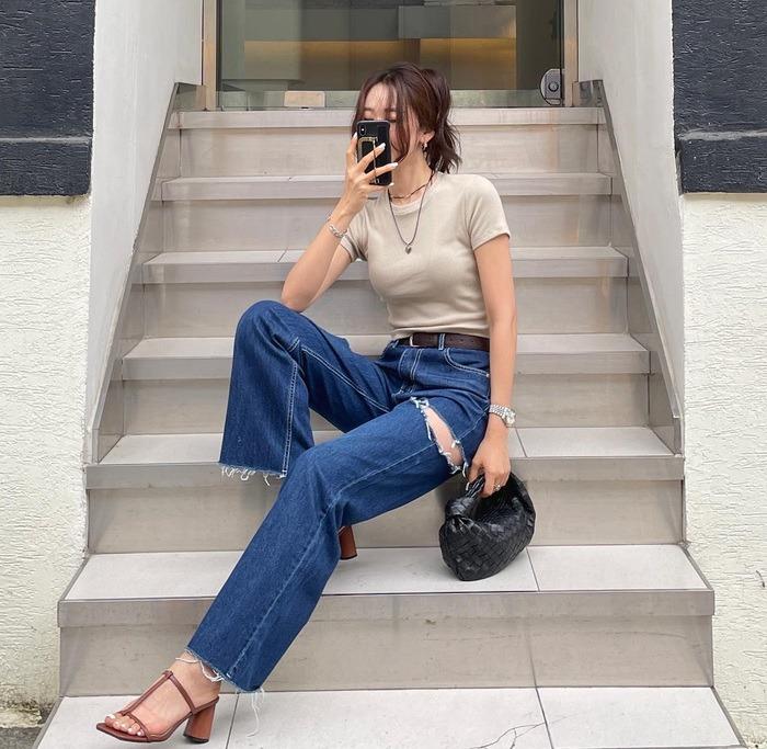Diện áo thun và quần jeans sành điệu như Hoa hậu Phương Khánh-8