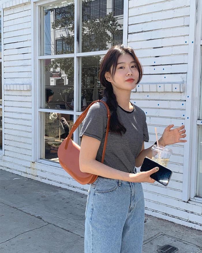 Diện áo thun và quần jeans sành điệu như Hoa hậu Phương Khánh-9