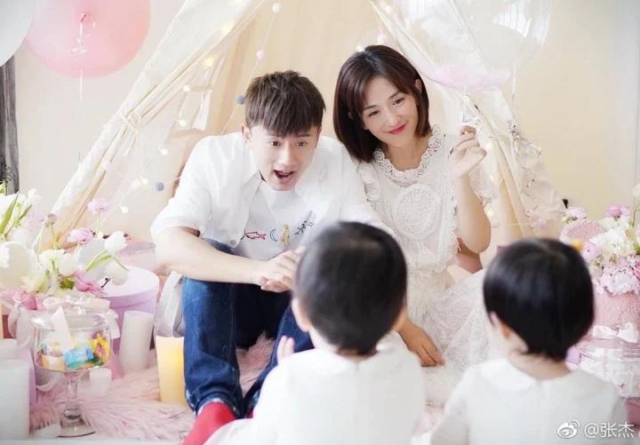 Tạ Na: Nỗ lực trở thành nữ MC hot nhất và chuyện tình 16 năm mặn nồng-3