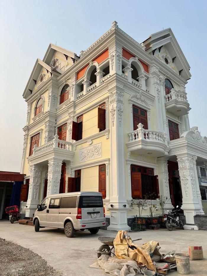 Sự thật clip cô dâu làm đám cưới ở nhà đơn sơ, kế bên là biệt thự khủng-4