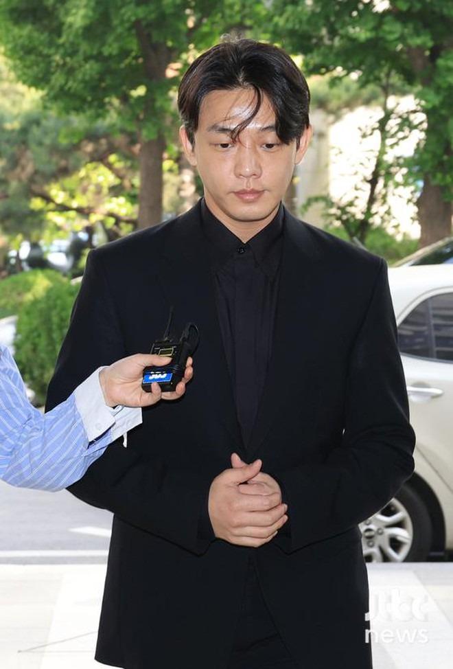 Yoo Ah In tìm cách đưa đồng phạm trốn ra nước ngoài-2