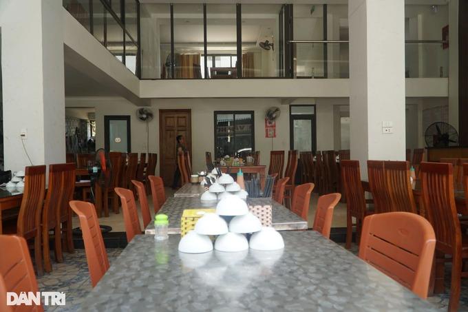 Suất bún 35.000 đồng có 2 cái chả: Chủ nhà hàng ở Sầm Sơn lên tiếng-3