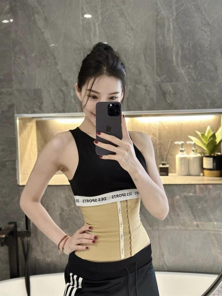 Đánh đổi vẻ đẹp tự nhiên, mỹ nhân VTV lên sóng ra sao mà tự nhận robot?-10