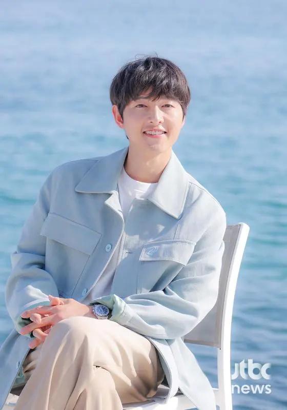 Song Joong Ki lột xác bảnh bao bên BIBI ở LHP Cannes 2023-2
