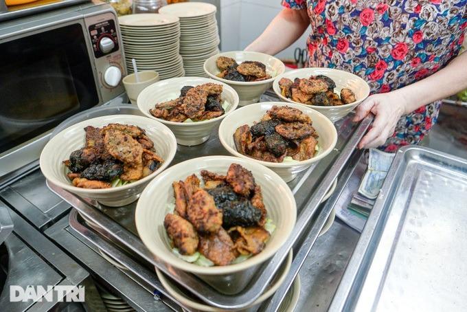 Vụ bún chả 35.000 đồng: Ở đây chúng tôi bán thế thì hôm sau đóng cửa-5