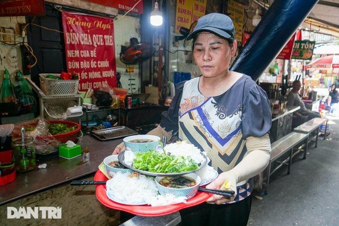 Vụ bún chả 35.000 đồng: Ở đây chúng tôi bán thế thì hôm sau đóng cửa-6