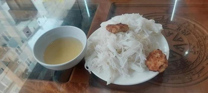 Vụ bún chả 35.000 đồng: Ở đây chúng tôi bán thế thì hôm sau đóng cửa-8
