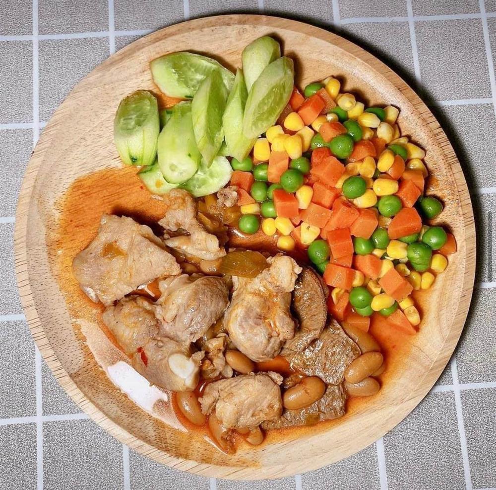 Sắp hầu tòa, Trang Nemo vẫn tập gym, ăn kiêng, 3 vòng đẫy đà át hoa hậu-11