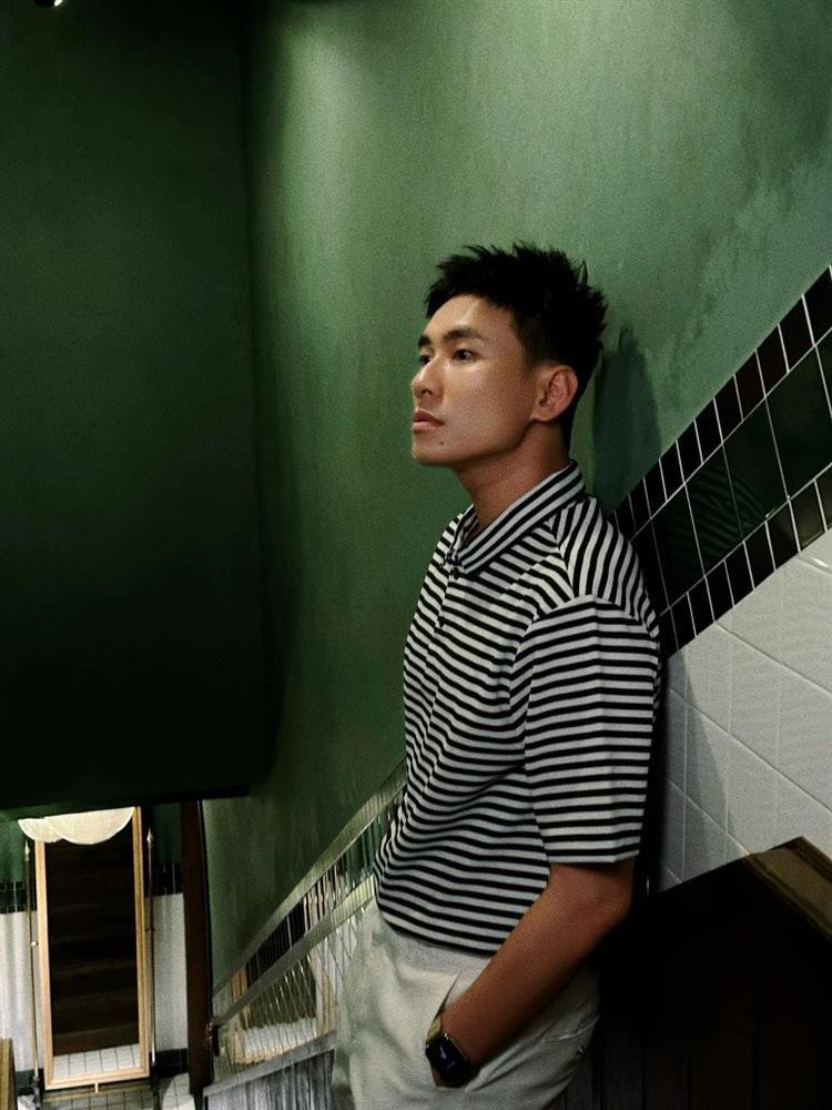 Kiều Minh Tuấn đẹp trai không tưởng với tóc mới sau khi chia tay Cát Phượng-2