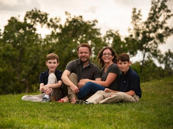 Thử xét nghiệm ADN, ông bố sốc lên sốc xuống phát hiện nuôi con tu hú-3