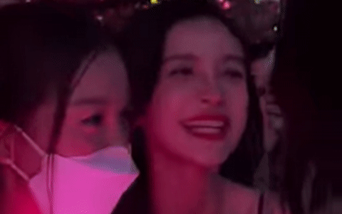 Angelababy bị chỉ trích vì xem concert Blackpink: Đừng hạ thấp giá trị dân tộc!-1