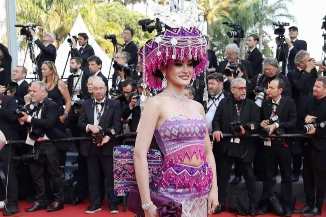 Hai người đẹp bị chỉ trích dữ dội vì mặc quá lố ở thảm đỏ Cannes-5