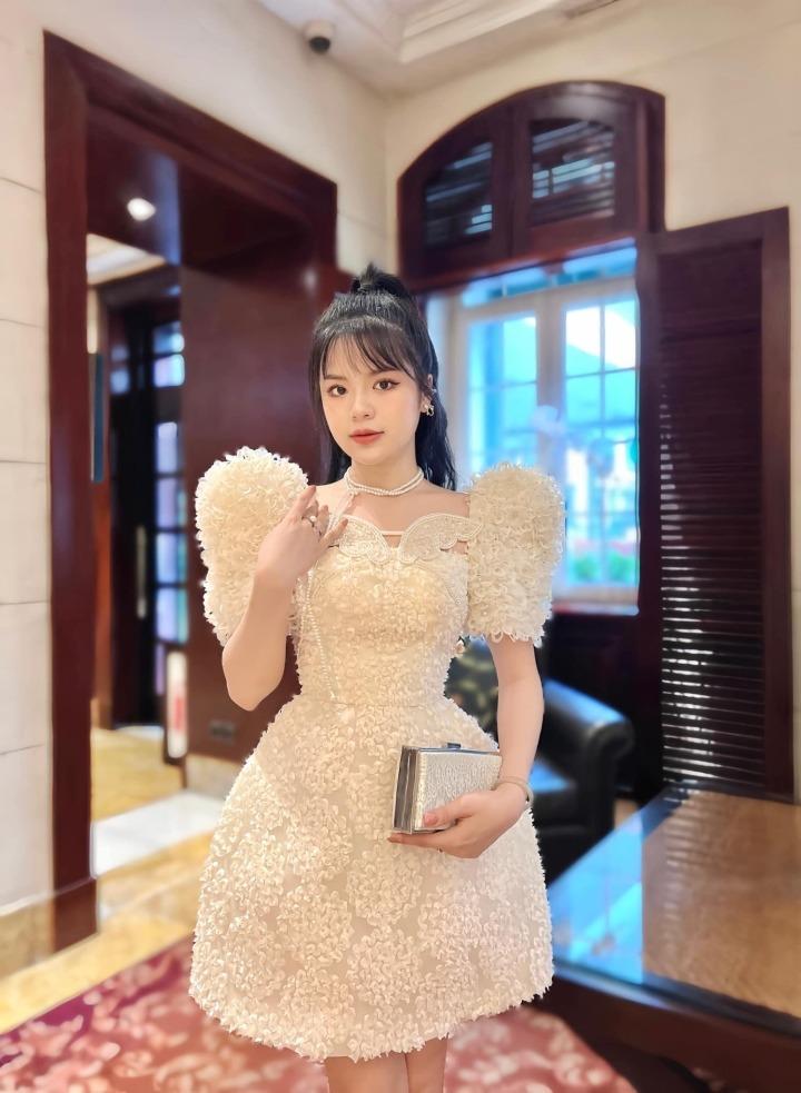 ‘Cuộc Đời Vẫn Đẹp Sao’ gây tranh cãi, MC VTV Hà Đan nói gì?-5