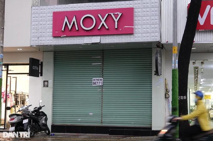 Phố thời trang sầm uất nhất TPHCM ế ẩm chưa từng thấy, shop chết la liệt-4