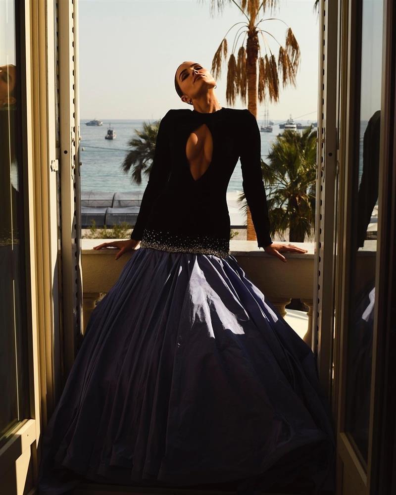 Hoa hậu Hoàn vũ Olivia Culpo mặc gây chú ý ở Cannes-4